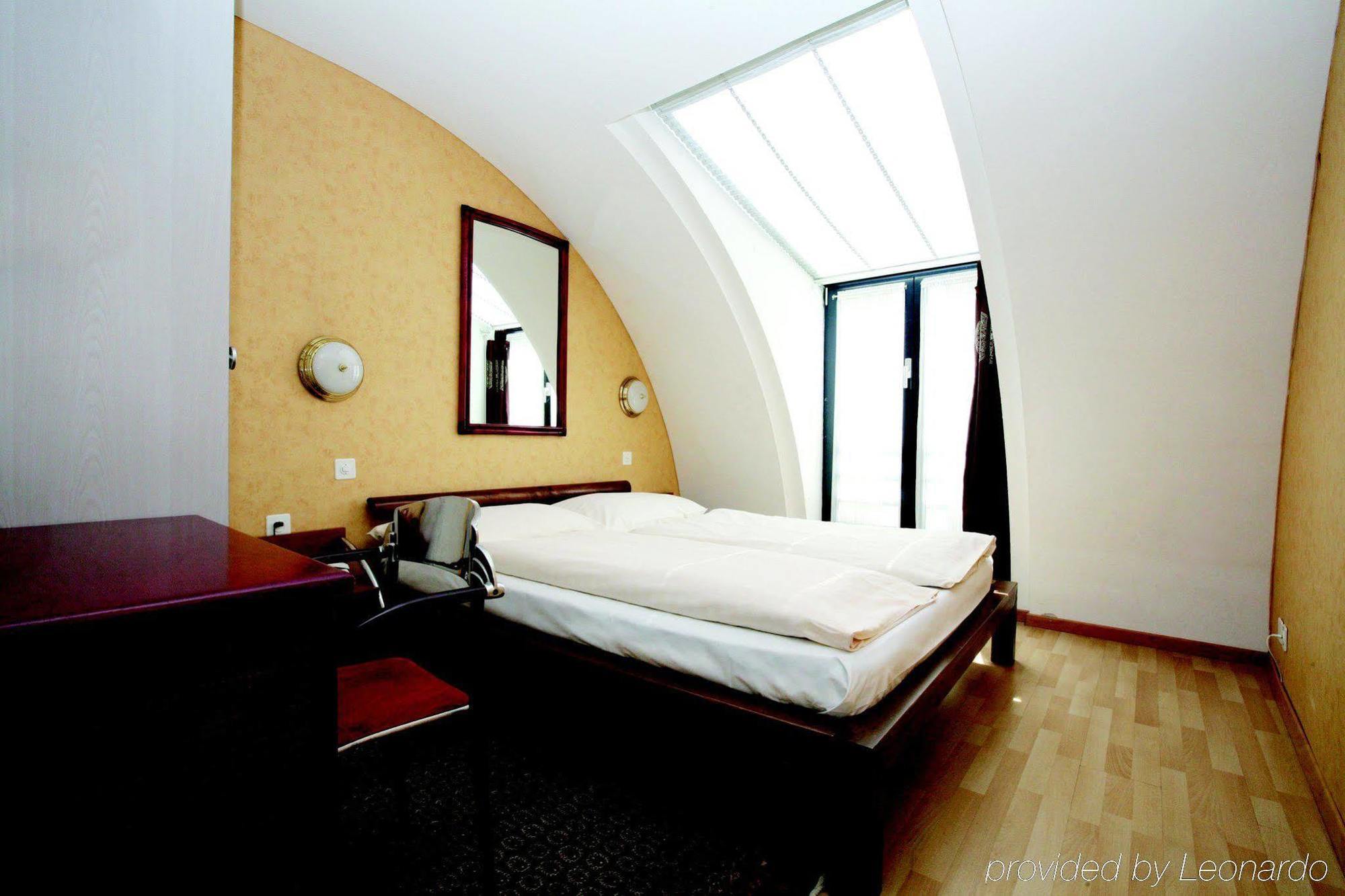 Hotel Falken Luzern Oda fotoğraf